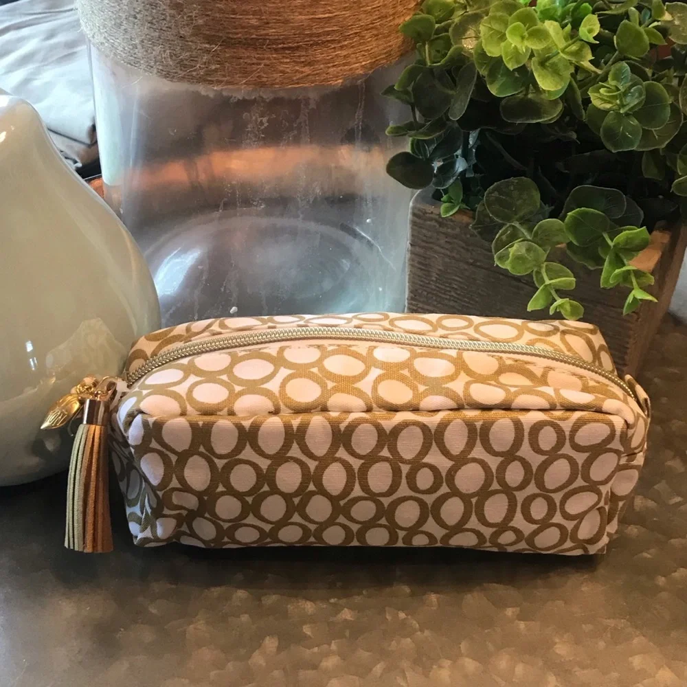 Love + Lemon Crafting Co Zipper Pouch with Tassel